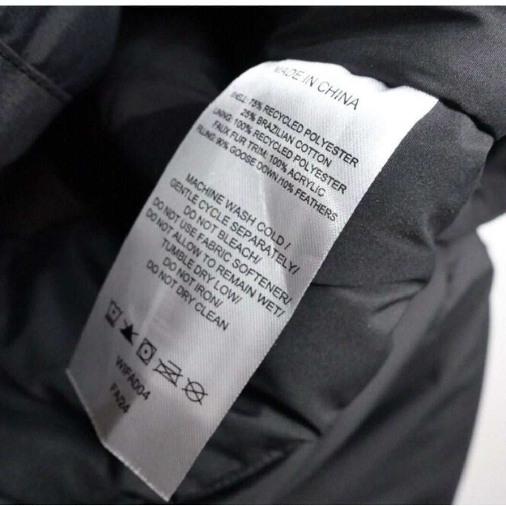 Quince Responsible Down Hooded Long Parka S Black - Picture 5 of 6
